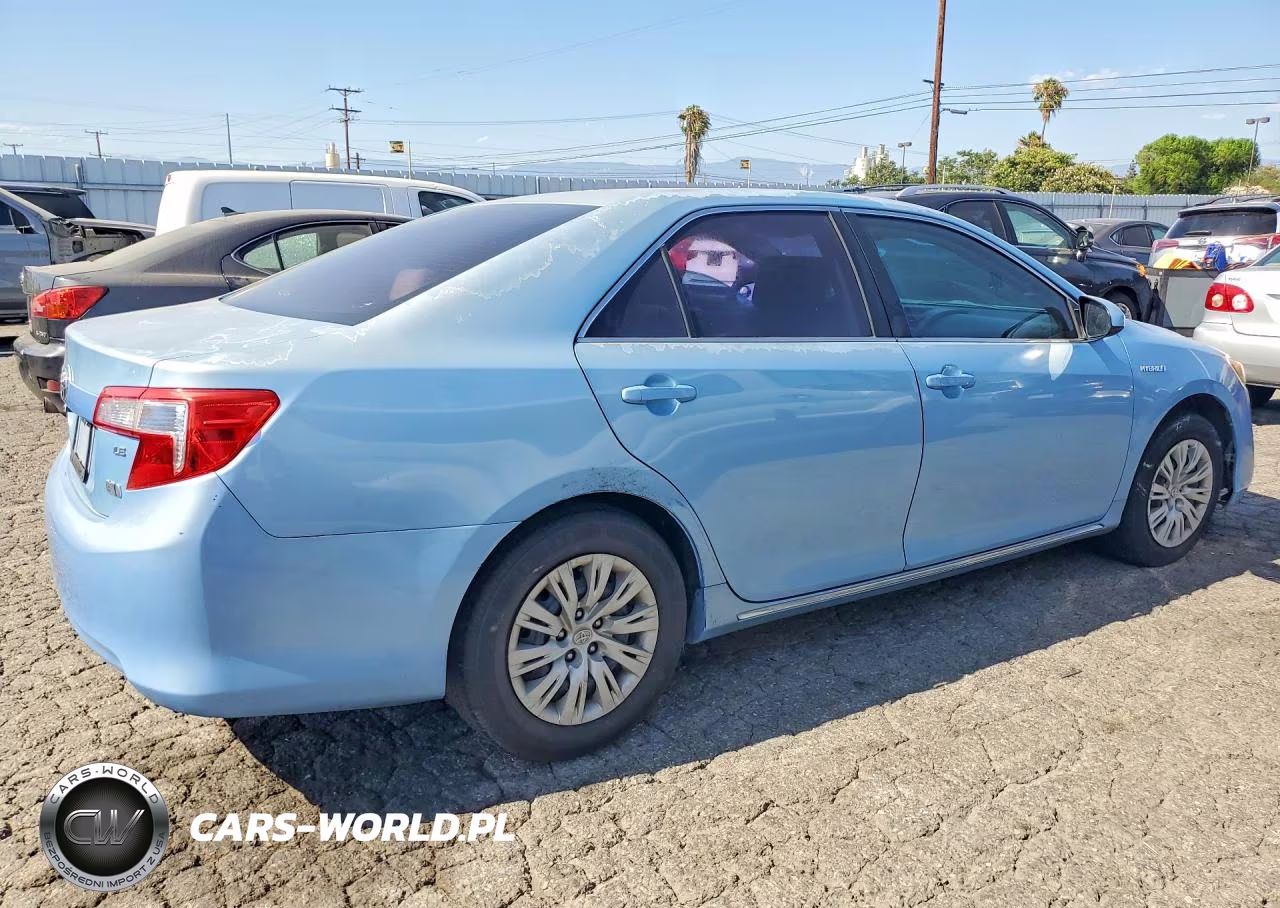 2012 Toyota Camry Hybrid Le VIN:4T1BD1FK3CU036849 - 3