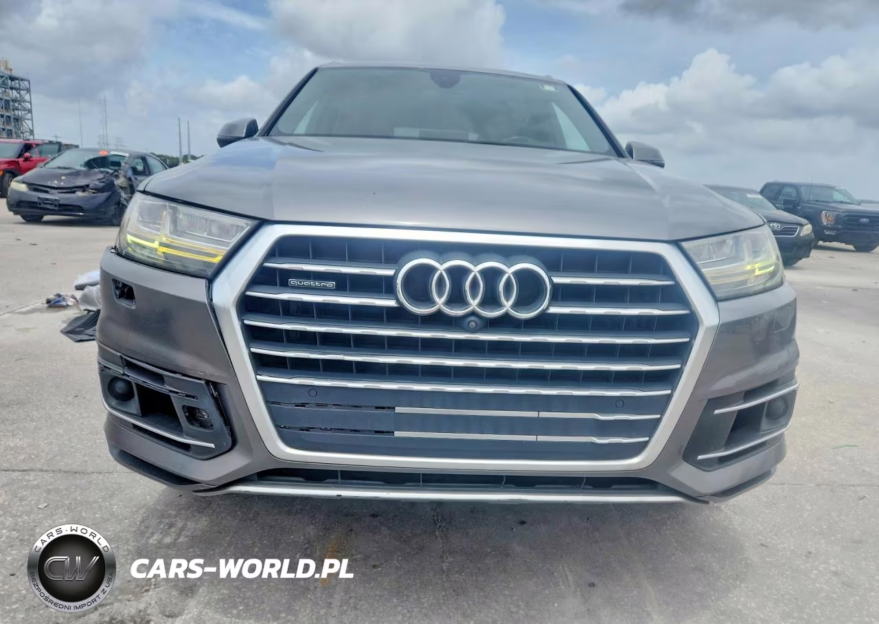 2017 Audi Q7 Prestige VIN:WA1VAAF70HD058427 - 5