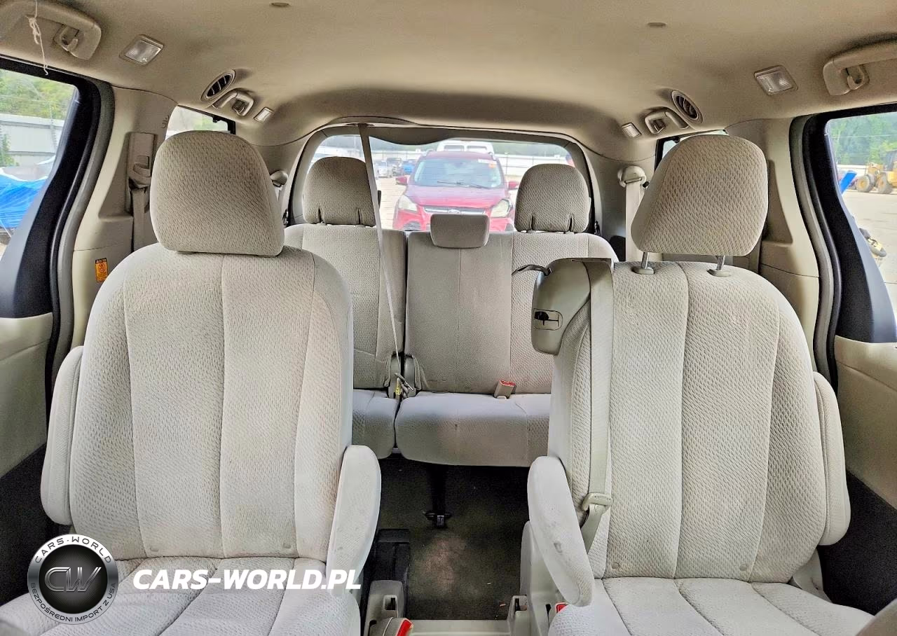 2011 Toyota Sienna Le VIN:5TDKK3DC0BS164681 - 10