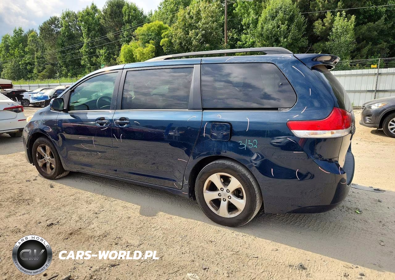 2011 Toyota Sienna Le VIN:5TDKK3DC0BS164681 - 2