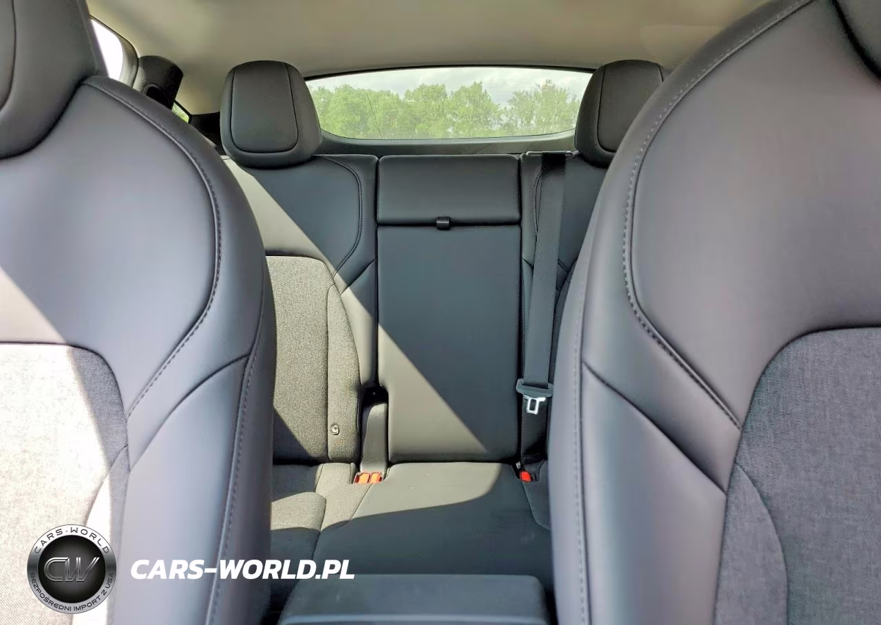 2026 Tesla Model Y VIN:7SAYGDEE3TA649789 - 10