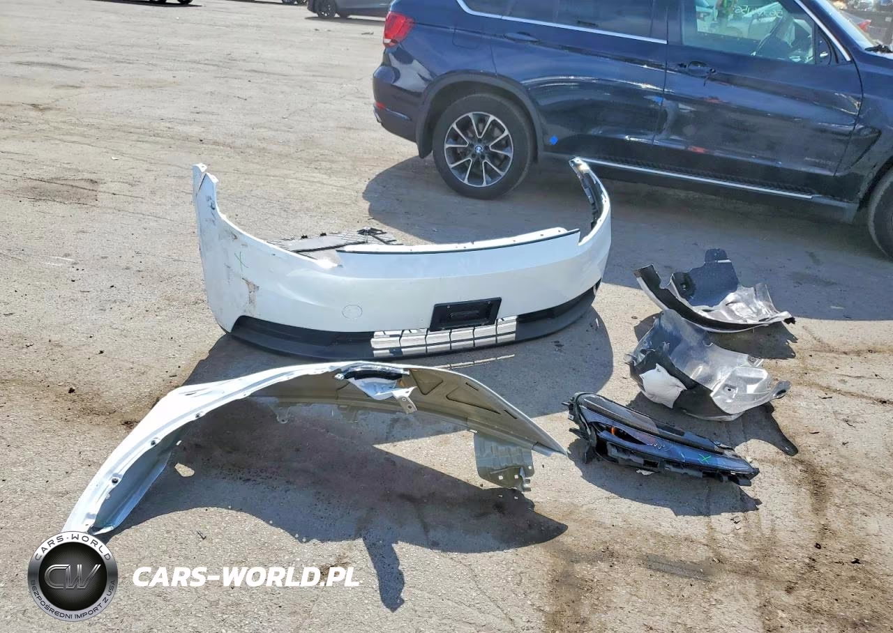 2026 Tesla Model Y VIN:7SAYGDEE3TA649789 - 13
