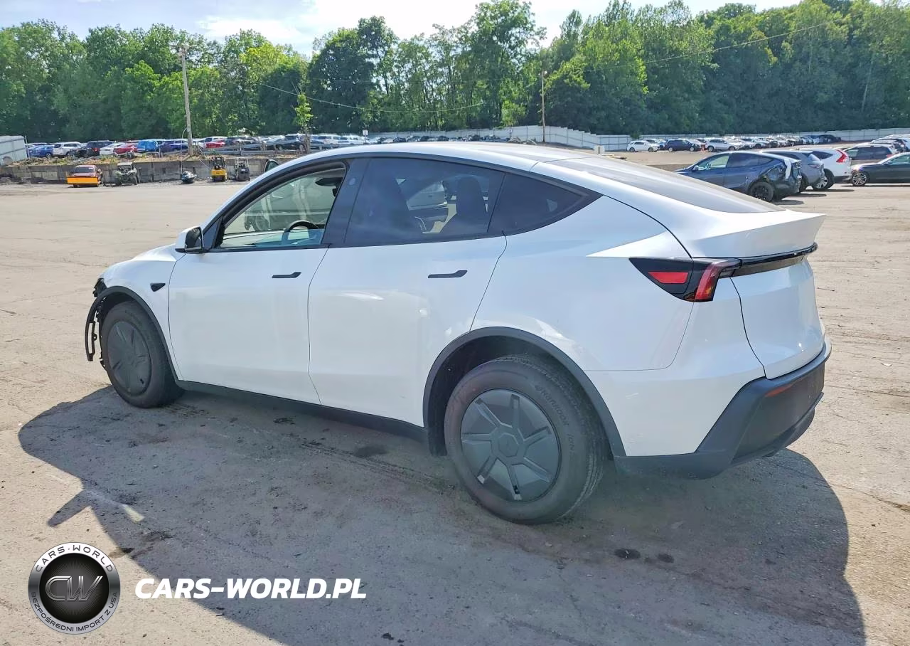 2026 Tesla Model Y VIN:7SAYGDEE3TA649789 - 2