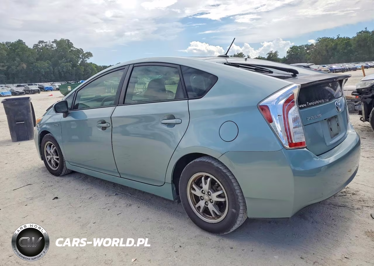 2014 Toyota Prius Three VIN:JTDKN3DU4E1818180 - 2