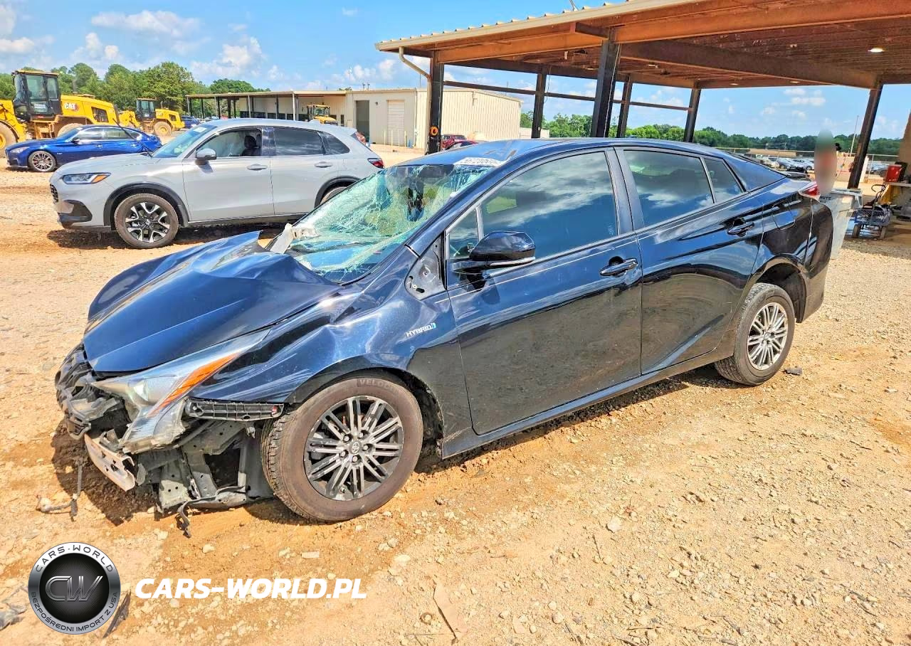 2018 Toyota Prius Two