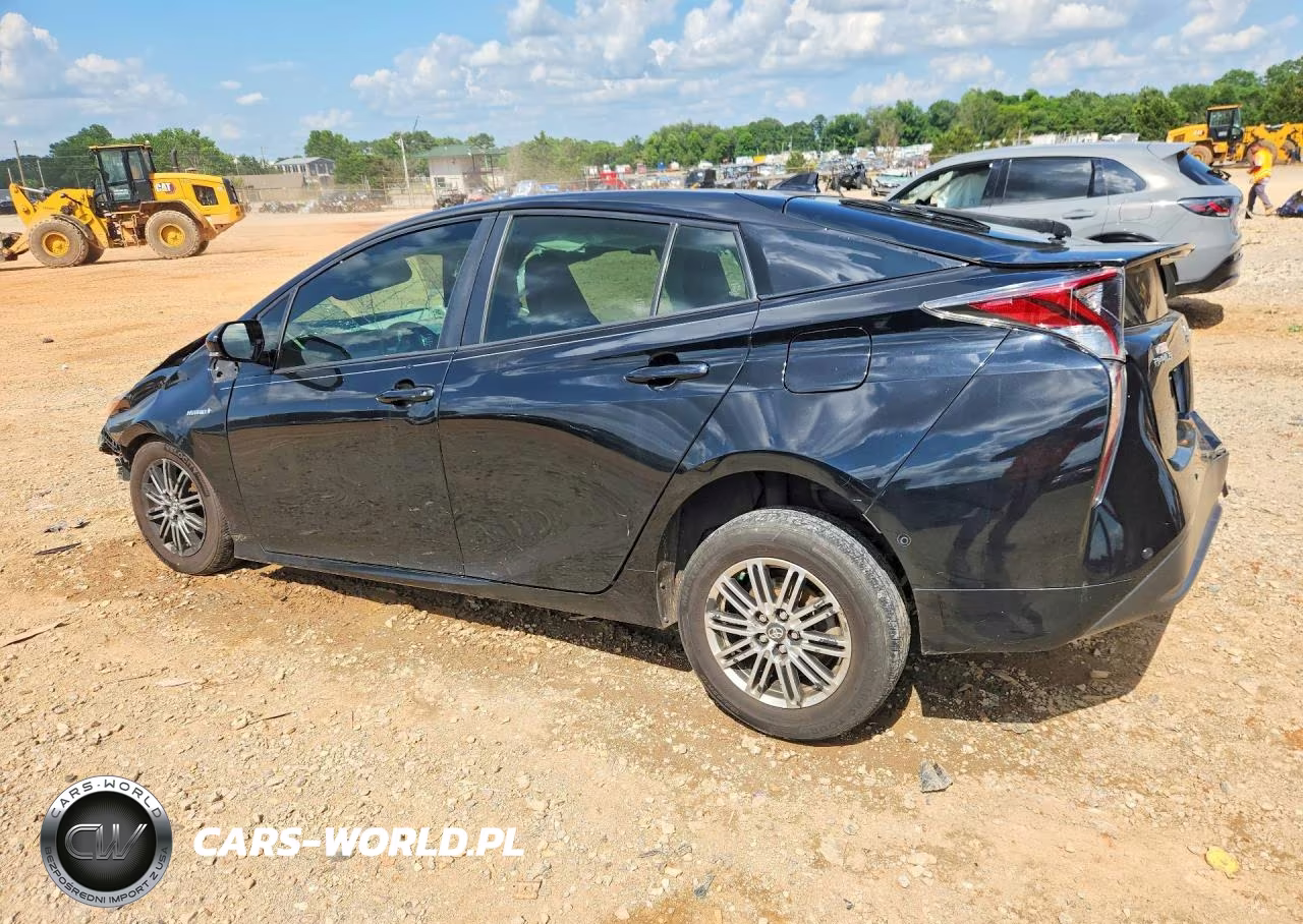 2018 Toyota Prius Two VIN:JTDKBRFU1J3069121 - 2