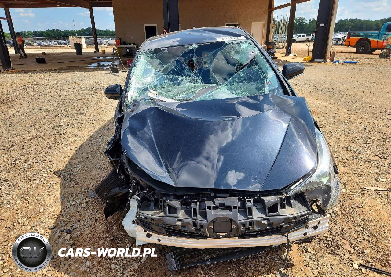 2018 Toyota Prius Two VIN:JTDKBRFU1J3069121 - 5