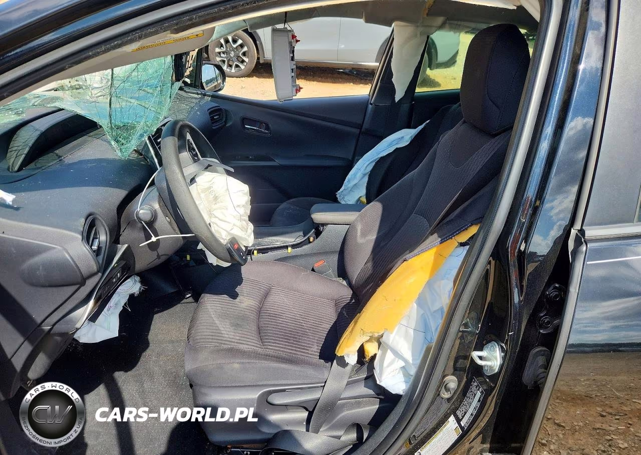 2018 Toyota Prius Two VIN:JTDKBRFU1J3069121 - 7