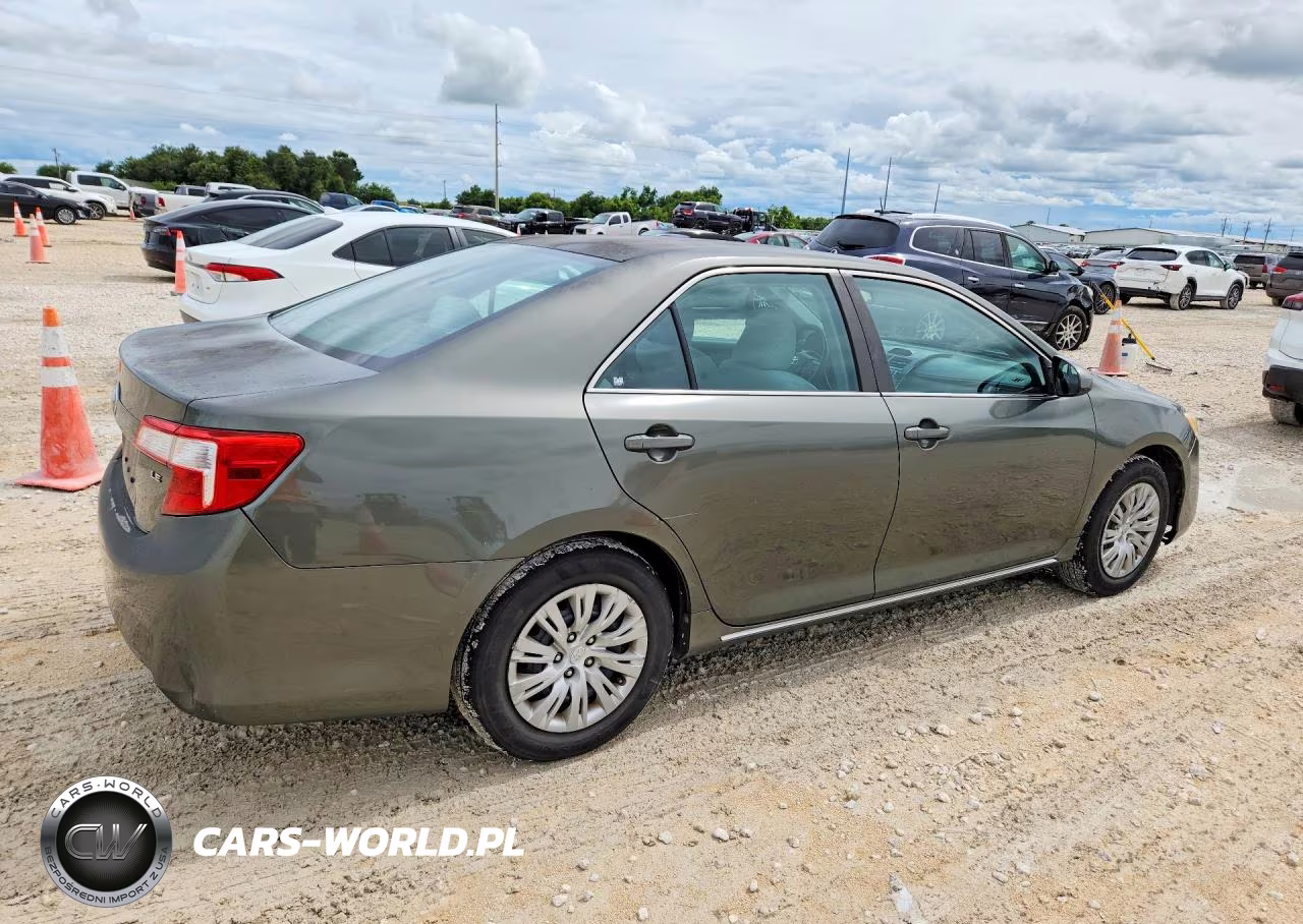 2012 Toyota Camry Le VIN:4T1BF1FK3CU629122 - 3