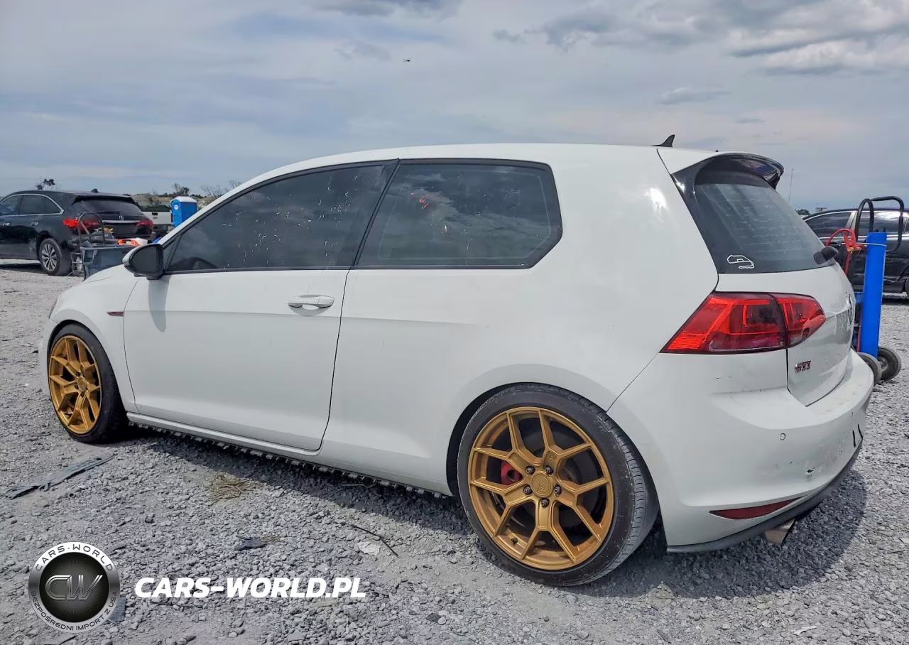 2015 Volkswagen Gti VIN:3VWT47AU4FM074598 - 2
