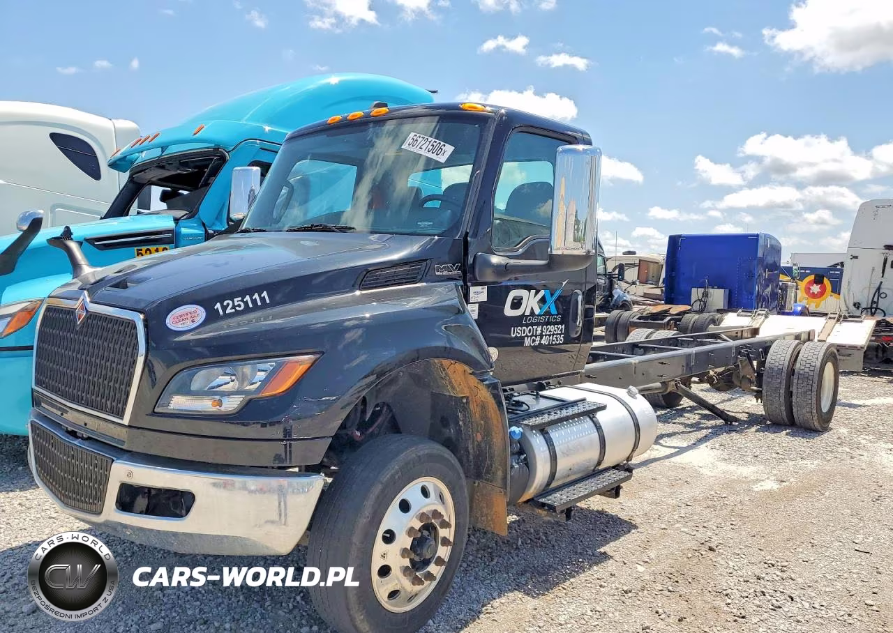 2025 International Truck – zdjęcie 1 z 13