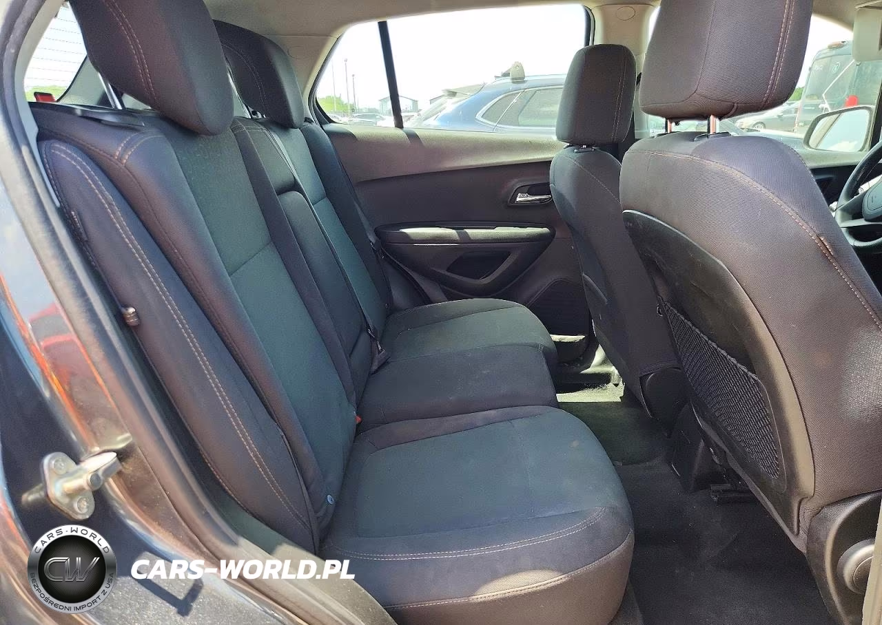 2019 Chevrolet Trax Ls VIN:3GNCJKSB9KL393787 - 10