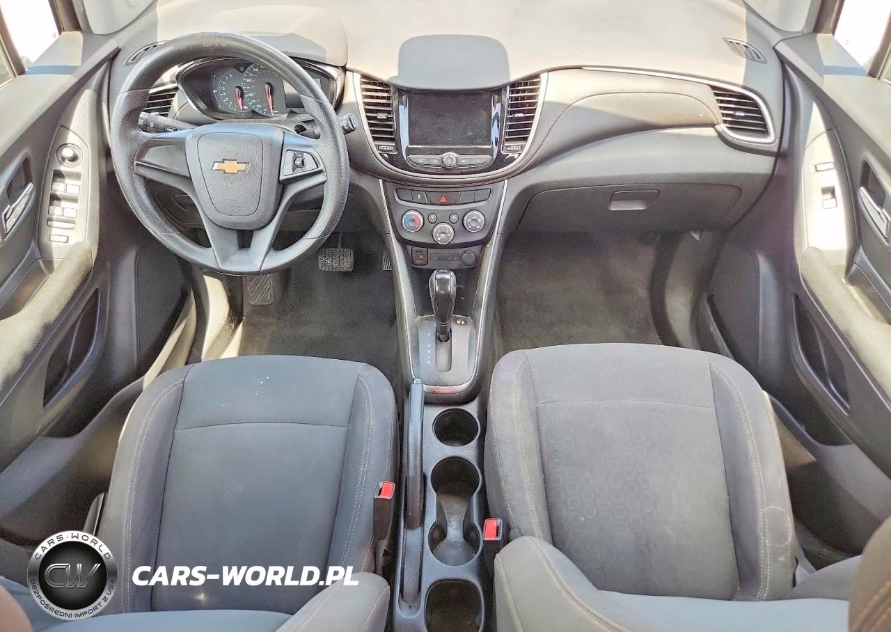 2019 Chevrolet Trax Ls VIN:3GNCJKSB9KL393787 - 8