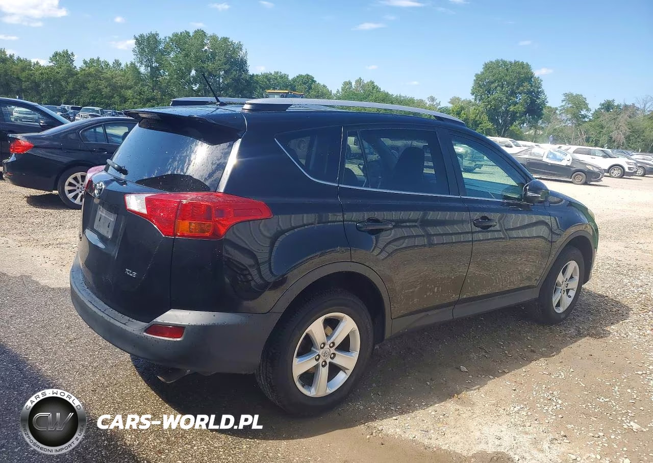 2013 Toyota Rav4 Xle VIN:2T3WFREV2DW011147 - 3