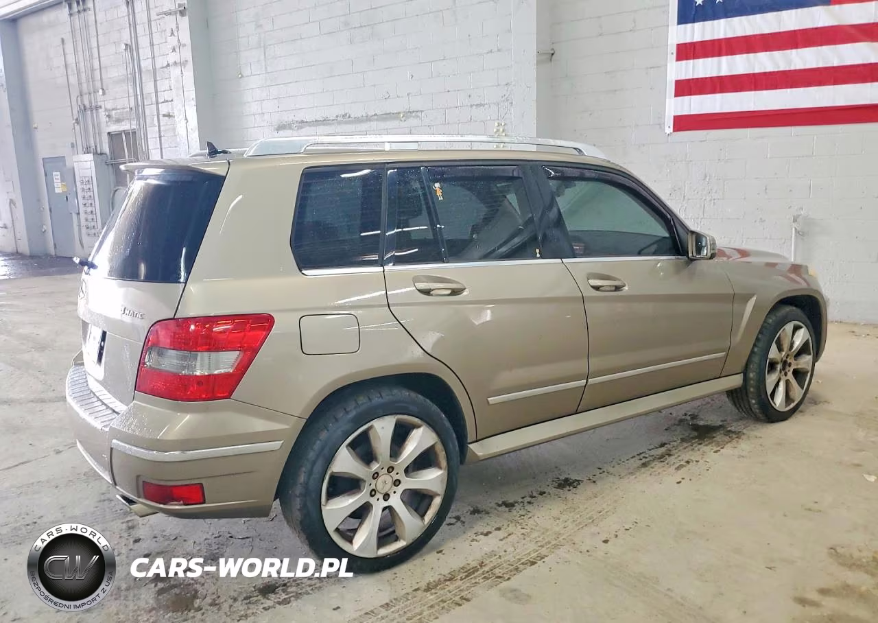 2010 Mercedes-Benz Glk 350 4Matic VIN:WDCGG8HB3AF351685 - 3
