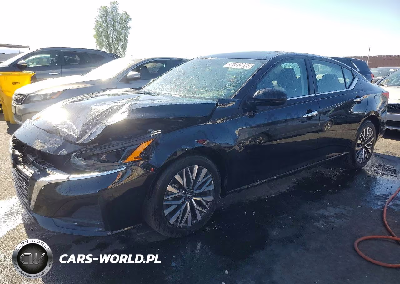 2025 Nissan Altima Sv – zdjęcie 1 z 12