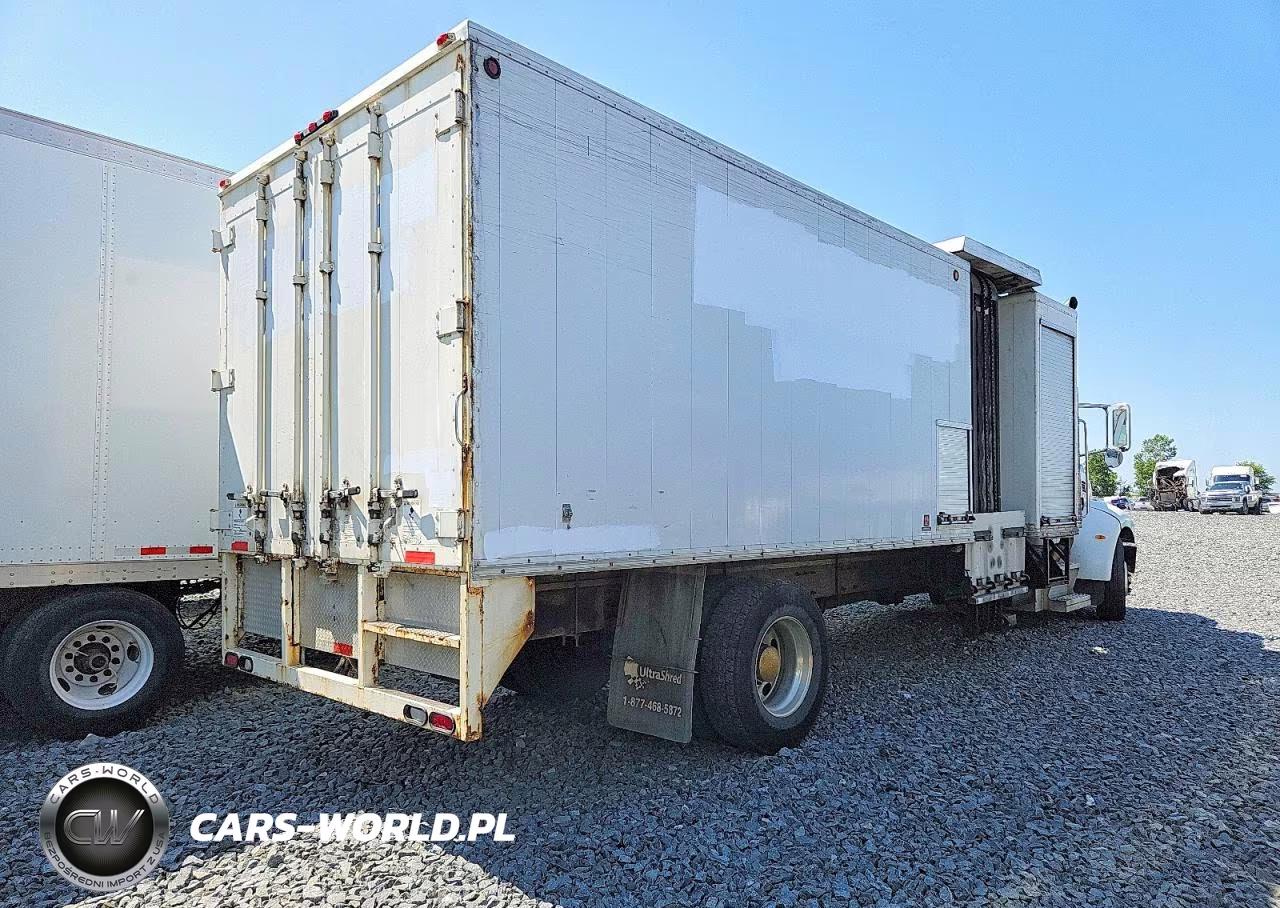 2008 Peterbilt 335 Box Truck VIN:2NPLHM7X08M760811 - 4