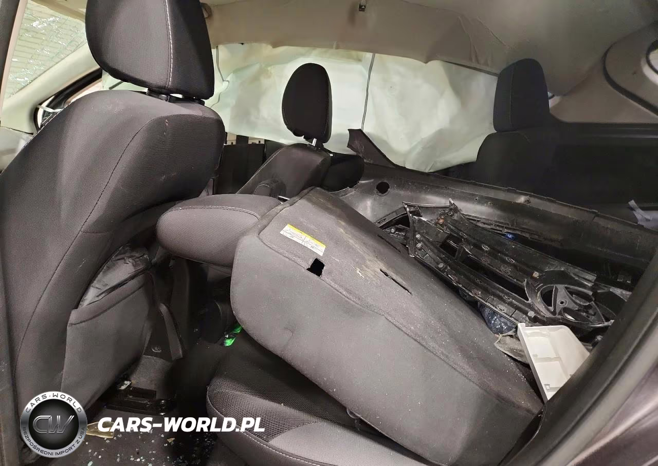 2014 Ford Focus Se VIN:1FADP3K21EL386002 - 10