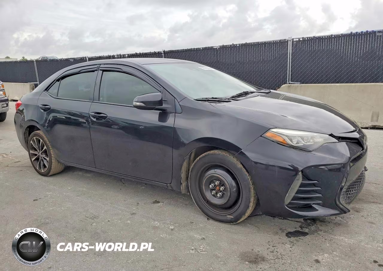 2017 Toyota Corolla Se VIN:2T1BURHE5HC777390 - 4