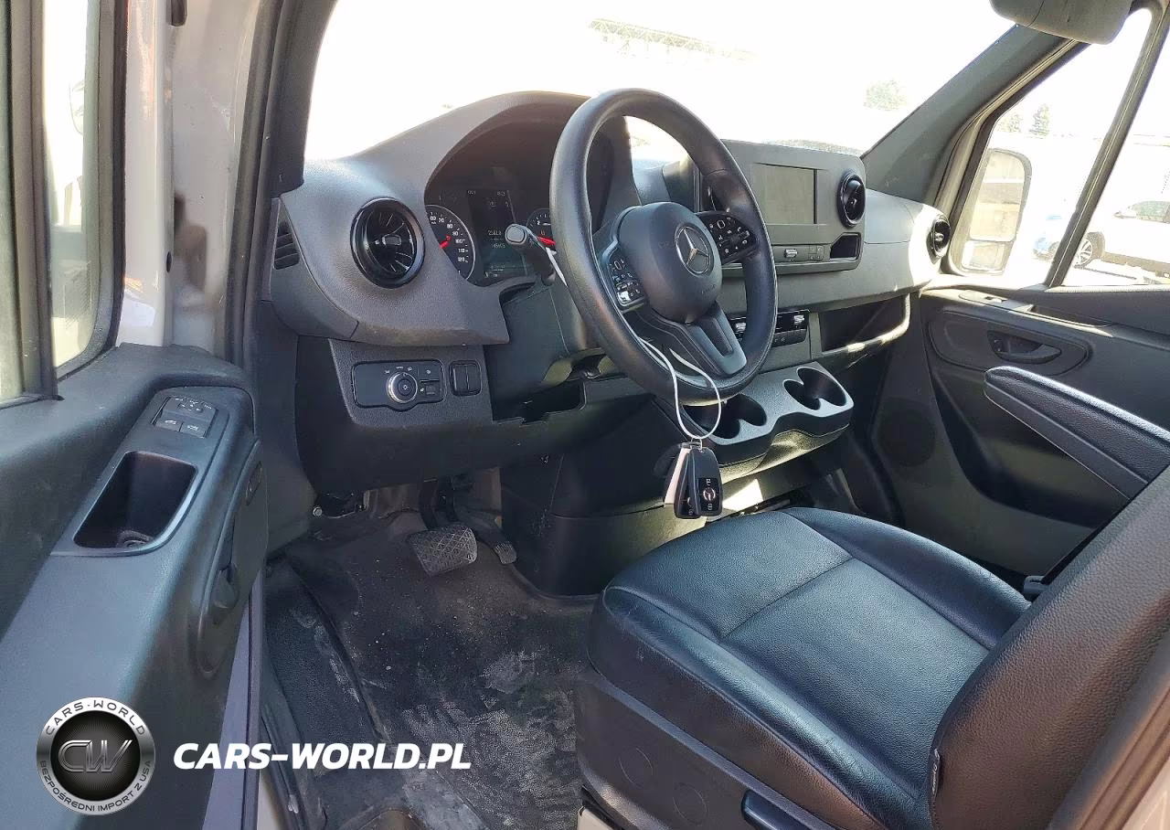 2024 Mercedes-Benz Sprinter 2500 VIN:W1Y4KCHY1RT180930 - 8