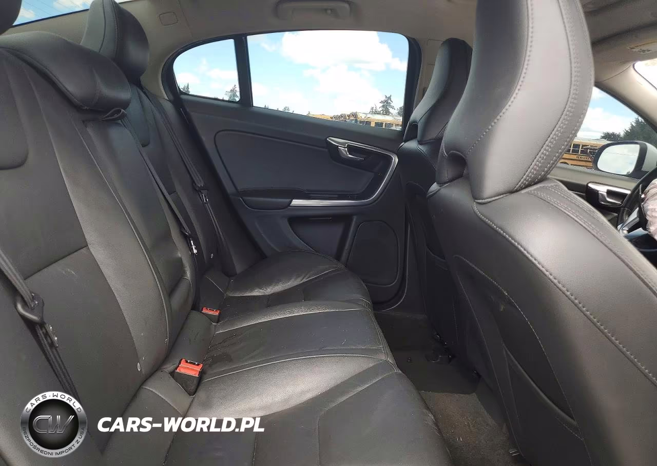 2013 Volvo S60 T5 VIN:YV1612FS5D2197991 - 10