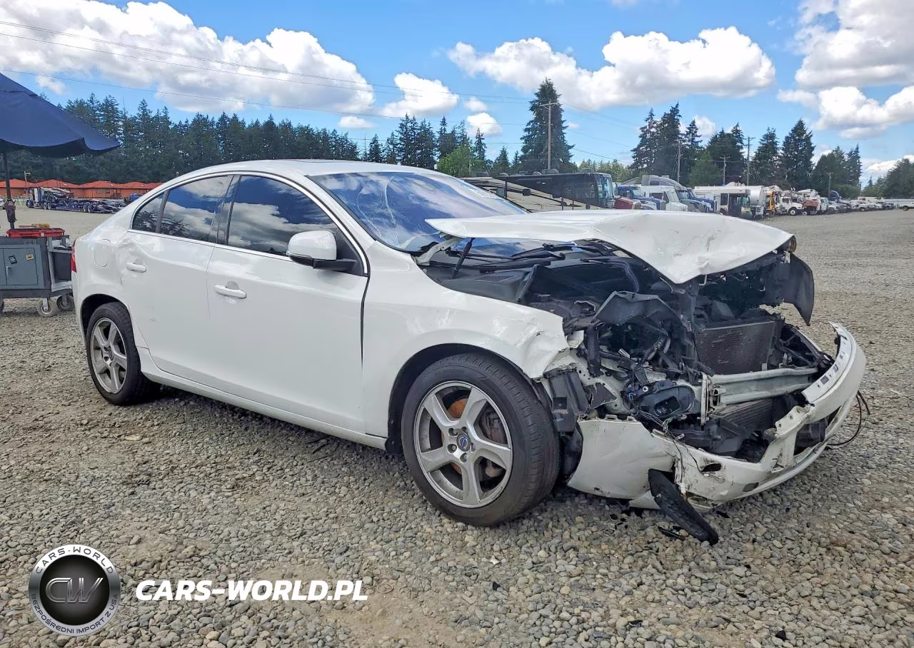 2013 Volvo S60 T5 VIN:YV1612FS5D2197991 - 4