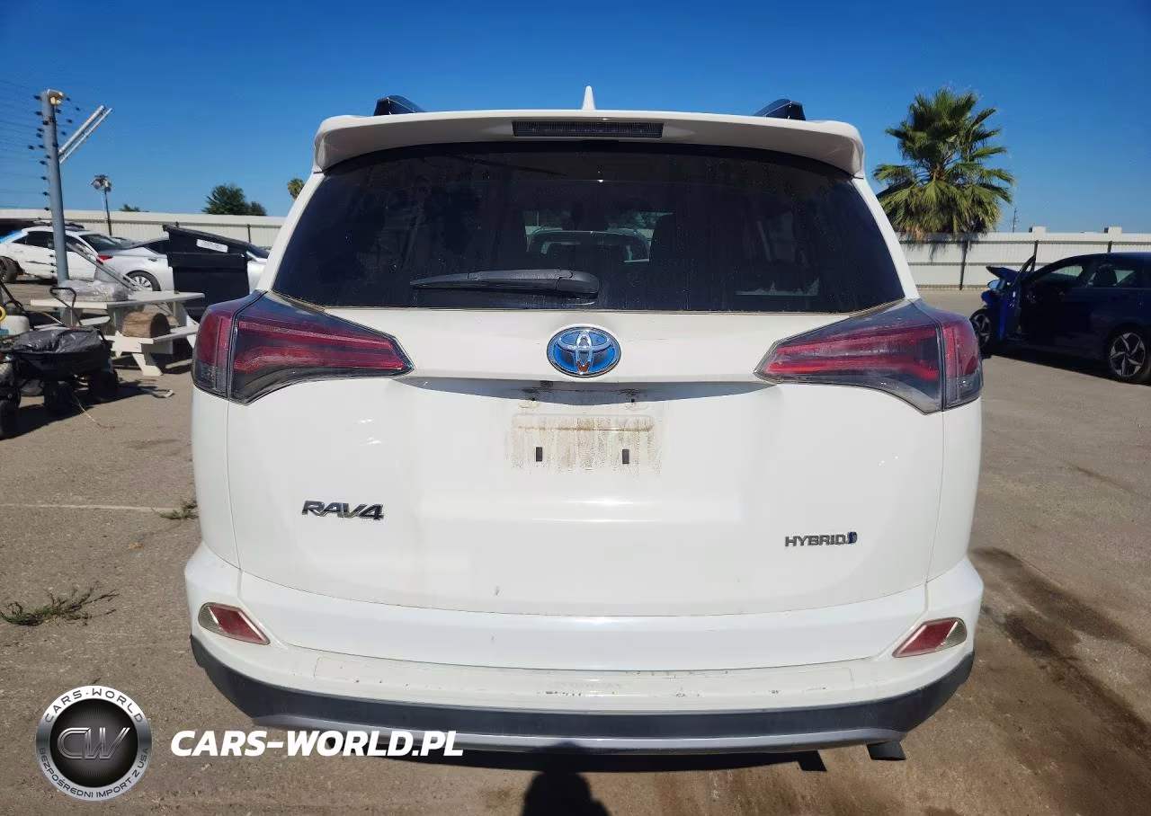 2018 Toyota Rav4 Hybrid Le VIN:JTMRJREV8JD183560 - 6