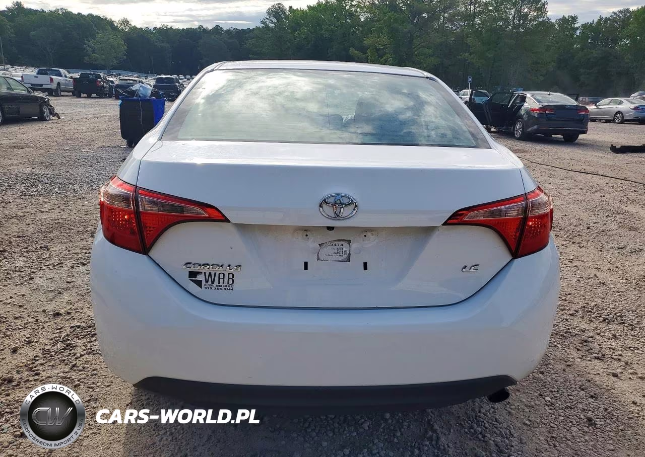 2017 Toyota Corolla Le VIN:2T1BURHE5HC852329 - 6