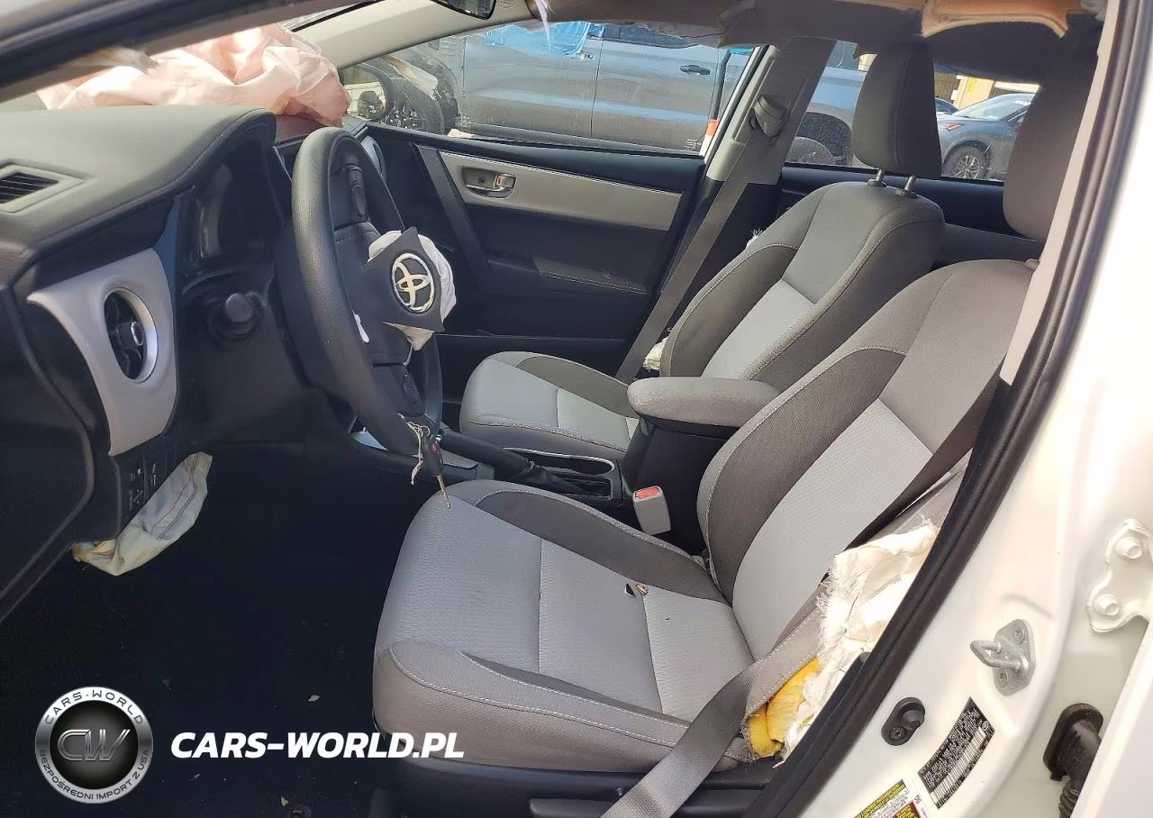 2017 Toyota Corolla Le VIN:2T1BURHE5HC852329 - 7