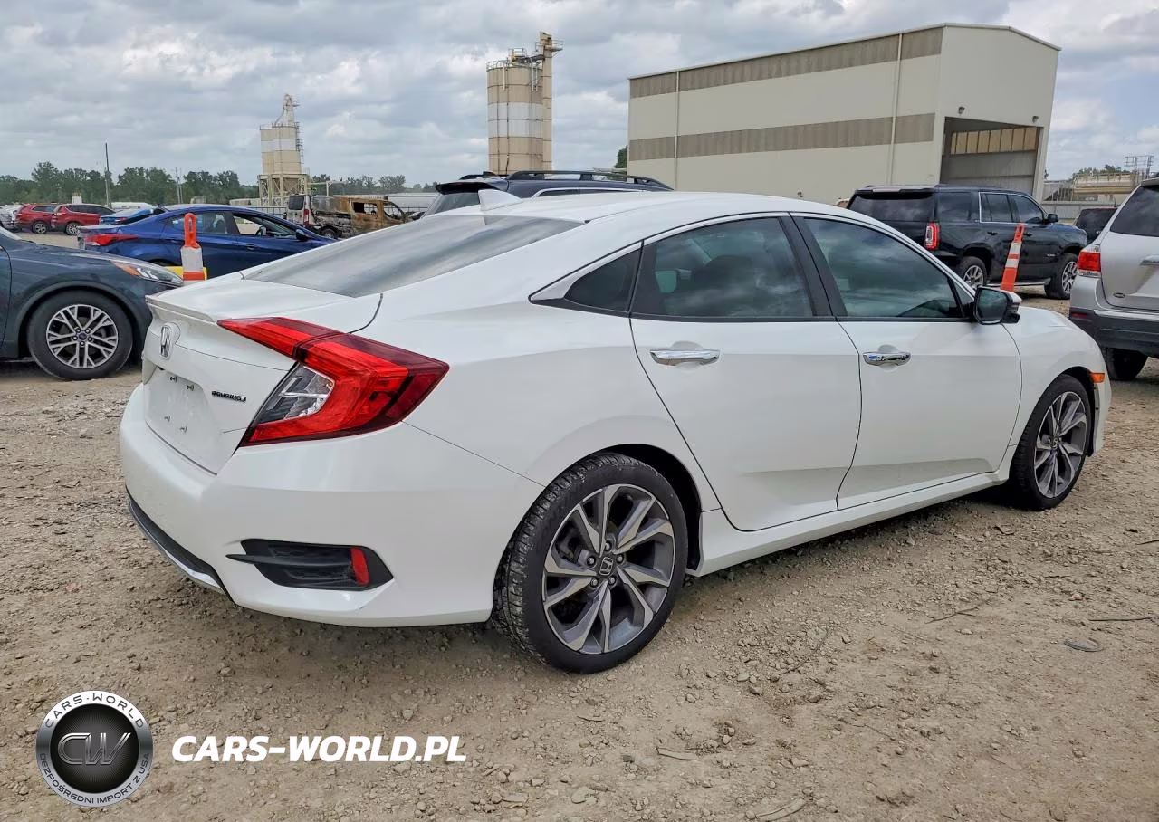 2019 Honda Civic Touring VIN:19XFC1F90KE208578 - 3