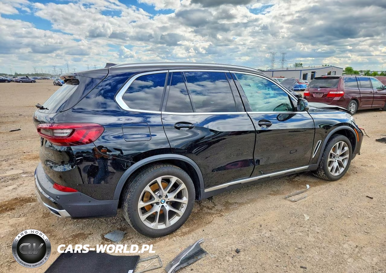 2021 BMW X5 xDrive40I VIN:5UXCR6C01M9F43779 - 3