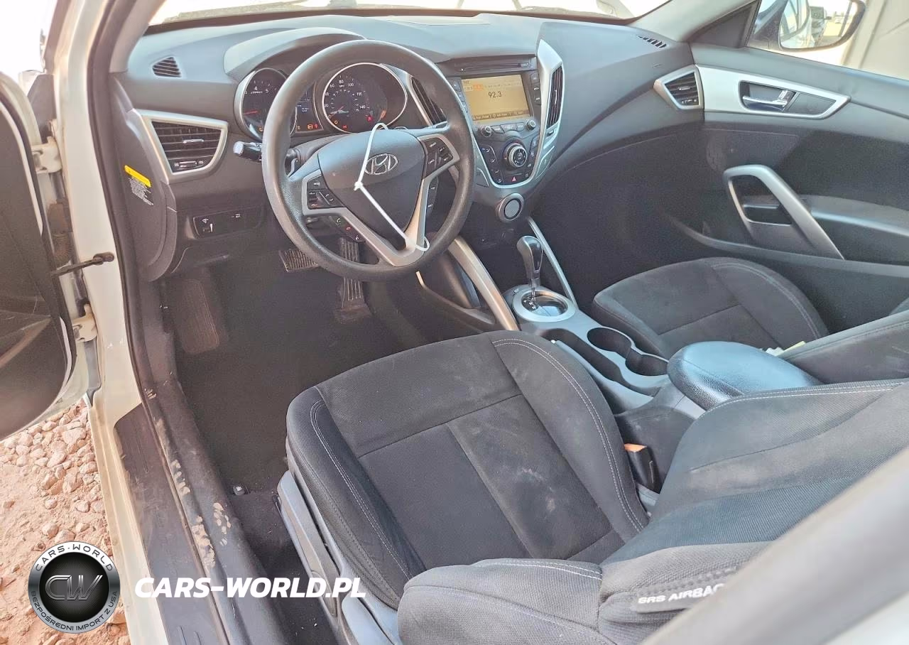 2015 Hyundai Veloster Base VIN:KMHTC6AD6FU230874 - 8