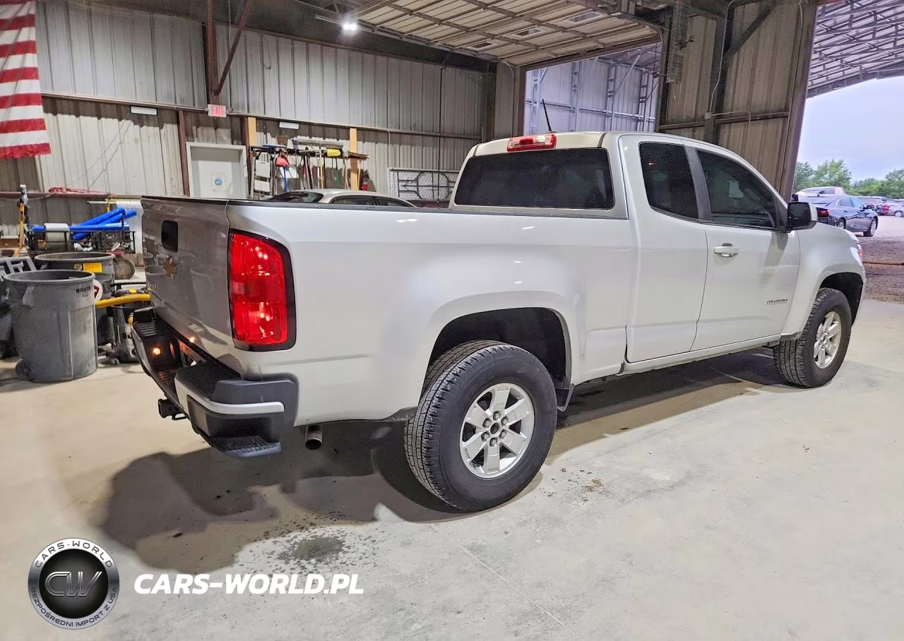 2020 Chevrolet Colorado VIN:1GCHSBEA3L1209810 - 3