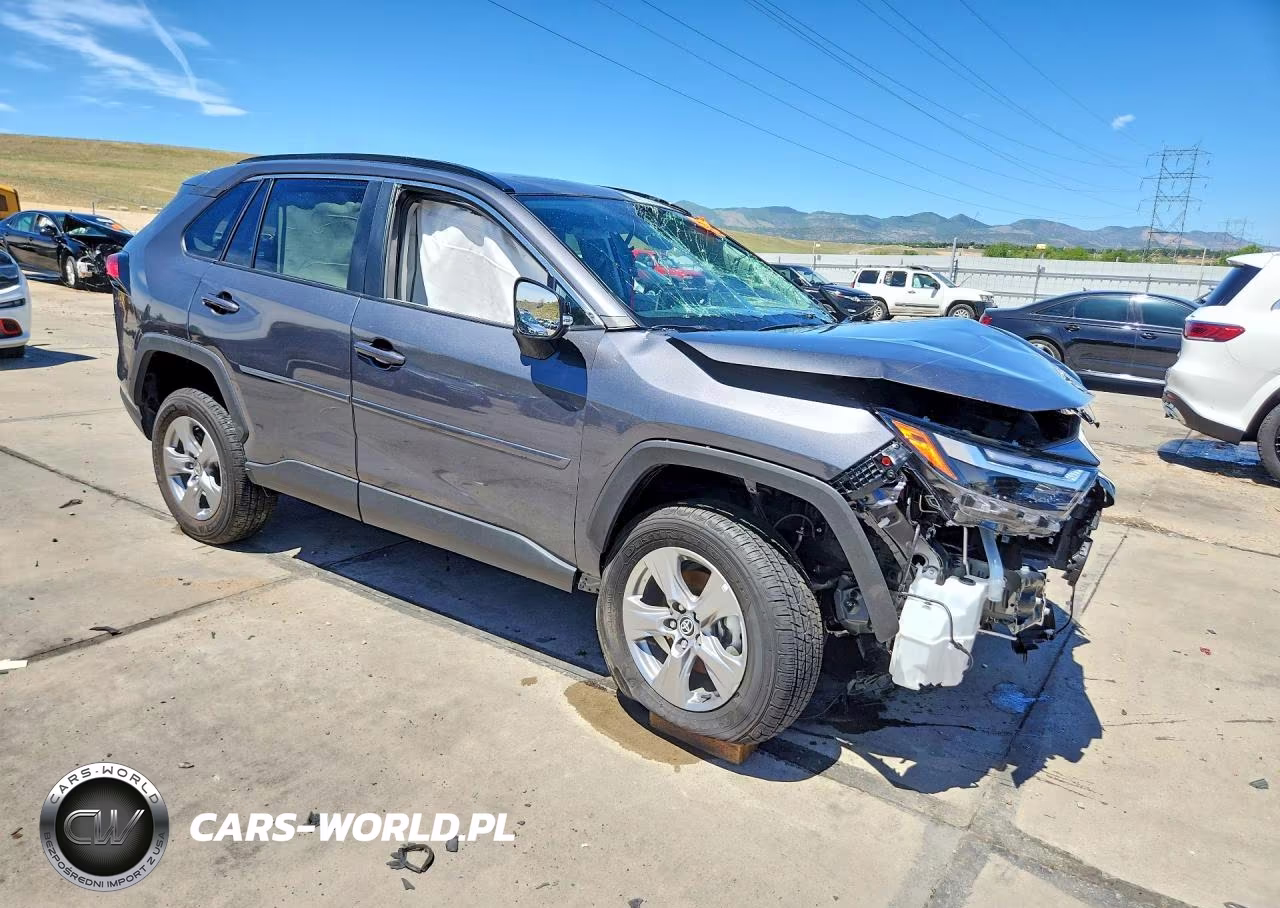 2024 Toyota Rav4 Xle VIN:2T3P1RFV5RW411065 - 4