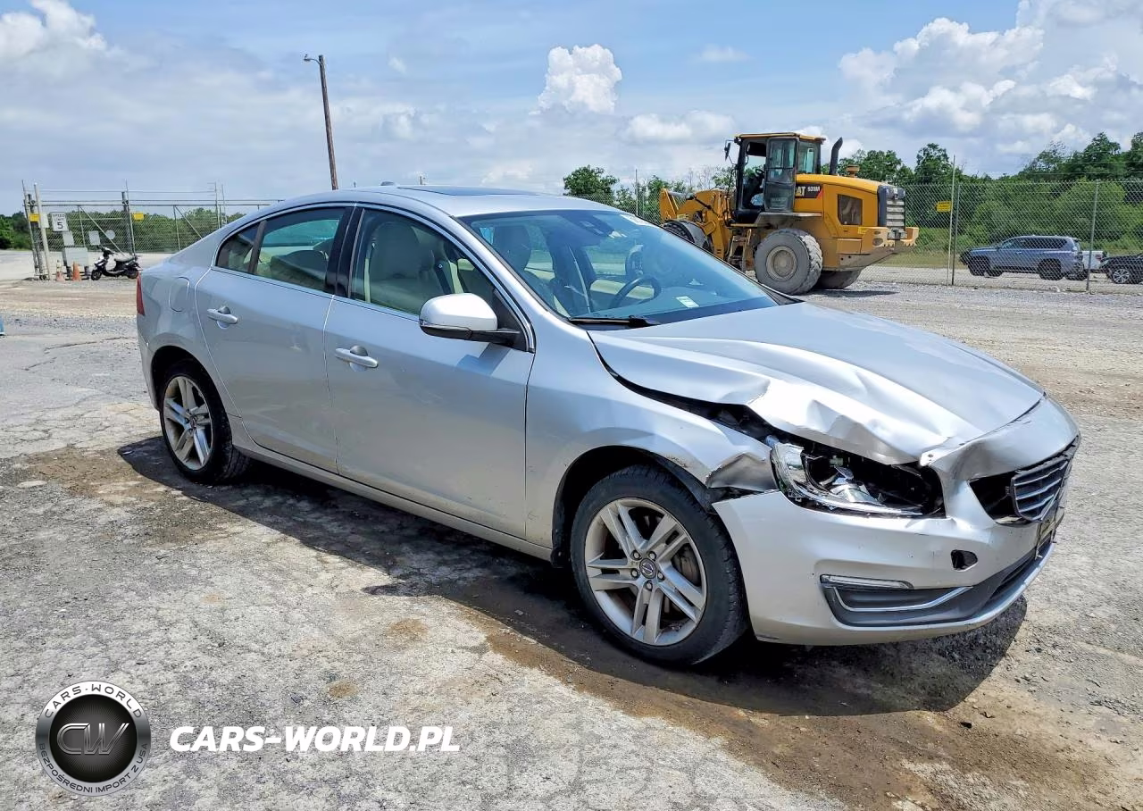 2014 Volvo S60 T5 VIN:YV1612FS0E2271934 - 4