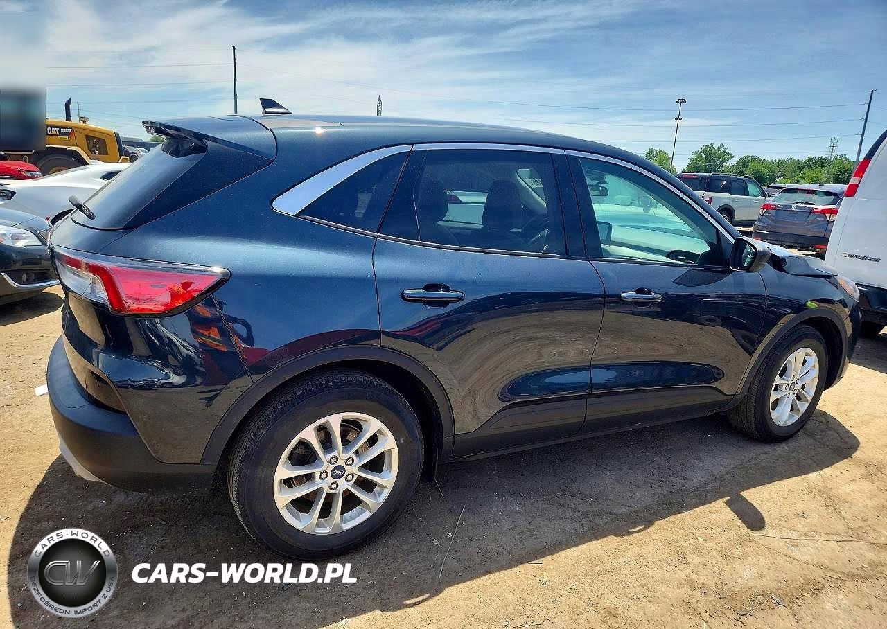 2022 Ford Escape Se VIN:1FMCU0G60NUC03851 - 3