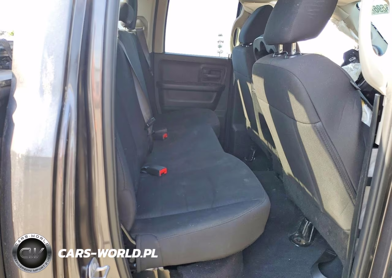 2019 Ram 1500 Classic Tradesman VIN:1C6RR7FT3KS511823 - 10