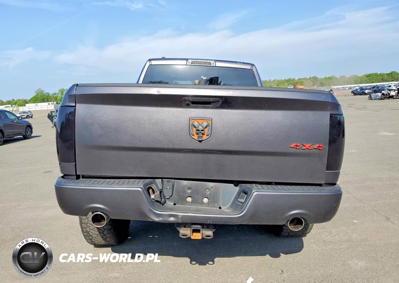 2019 Ram 1500 Classic Tradesman VIN:1C6RR7FT3KS511823 - 6
