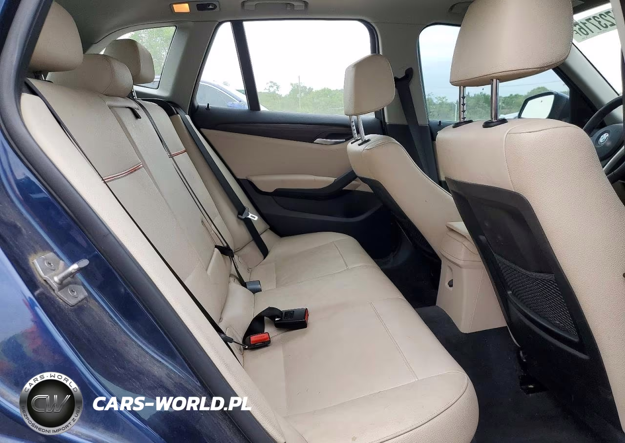 2015 BMW X1 xDrive28I VIN:WBAVL1C53FVY41555 - 10
