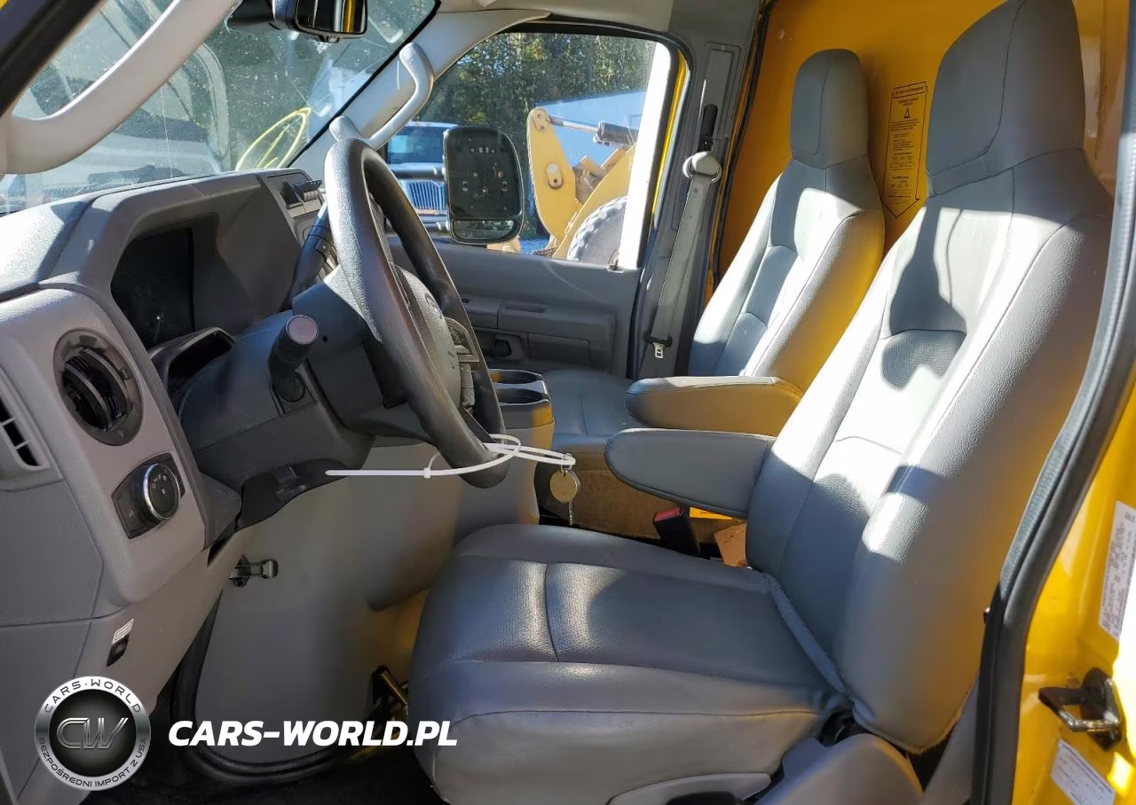 2023 Ford Econoline E350 Super Duty Cutaway Van VIN:1FDWE3FN7PDD24335 - 7