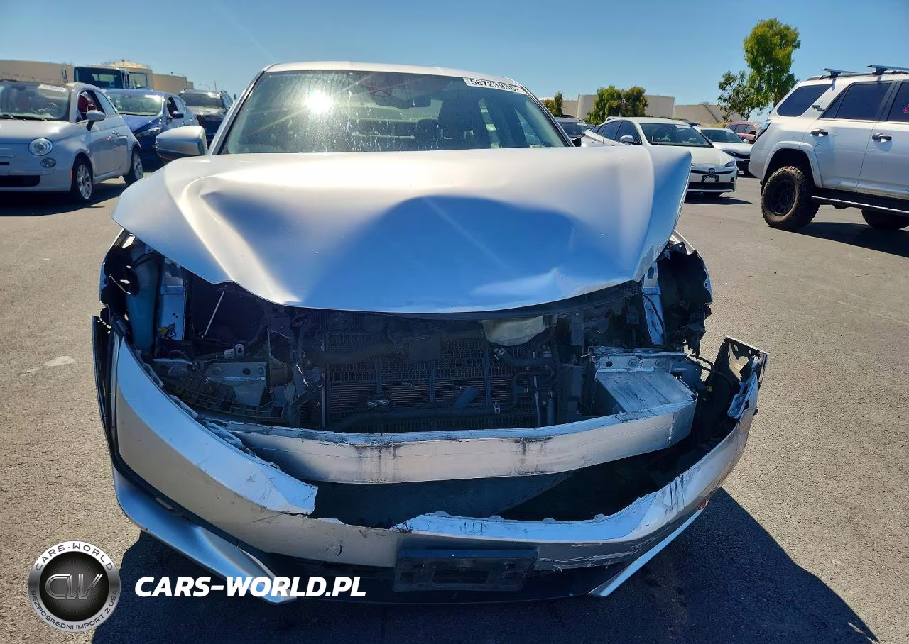 2018 Honda Clarity VIN:JHMZC5F14JC000531 - 5