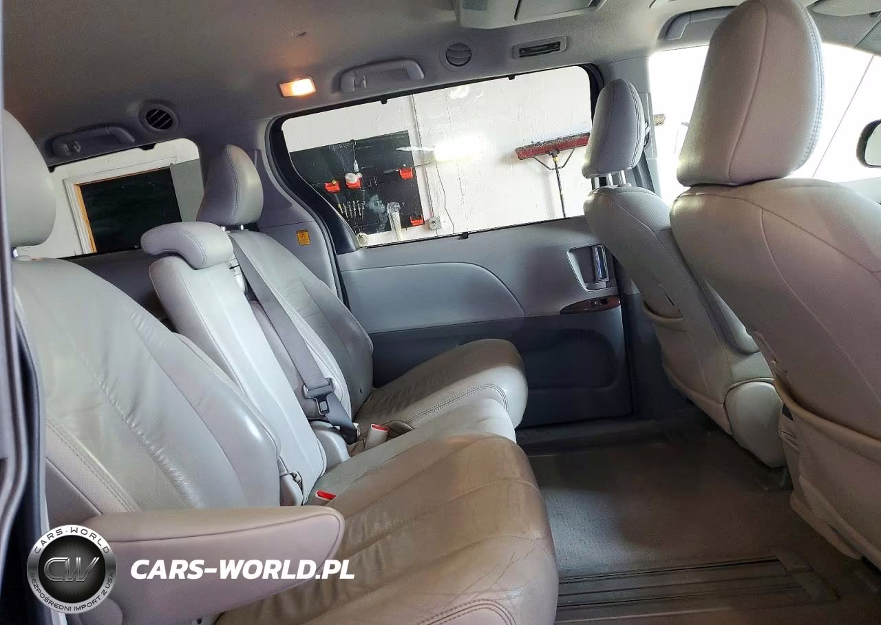 2011 Toyota Sienna Xle 8-Passenger VIN:5TDYK3DC1BS045516 - 11