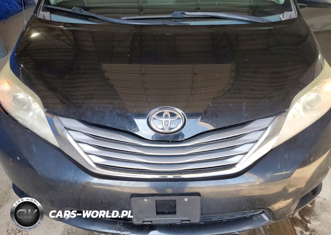 2011 Toyota Sienna Xle 8-Passenger VIN:5TDYK3DC1BS045516 - 12
