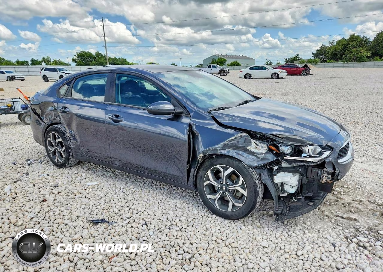 2021 Kia Forte Lxs VIN:3KPF24AD5ME280332 - 4