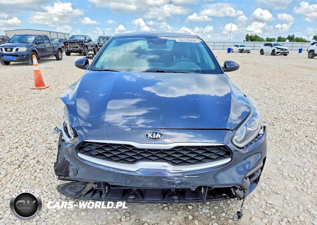 2021 Kia Forte Lxs VIN:3KPF24AD5ME280332 - 5