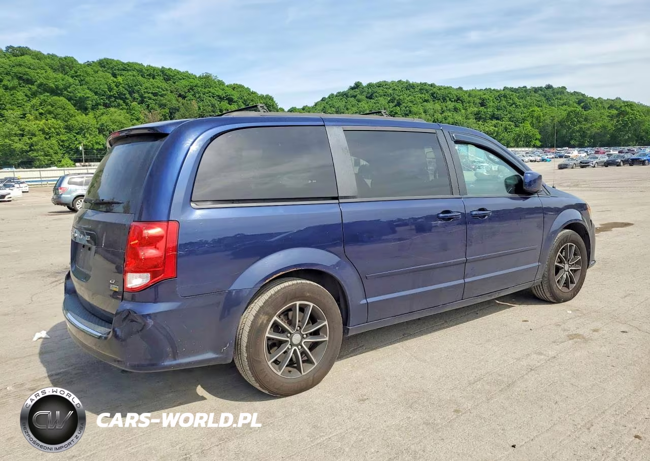 2017 Dodge Grand Caravan Gt VIN:2C4RDGEG4HR791872 - 3