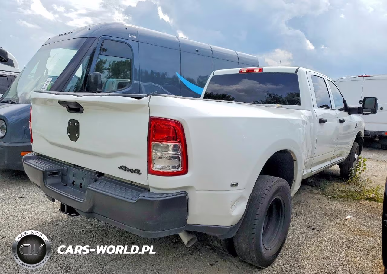 2024 Ram 3500 Tradesman VIN:3C63RRGL3RG295330 - 4