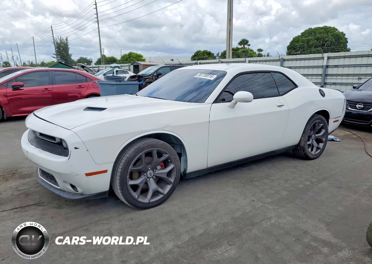 2015 Dodge Challenger Sxt