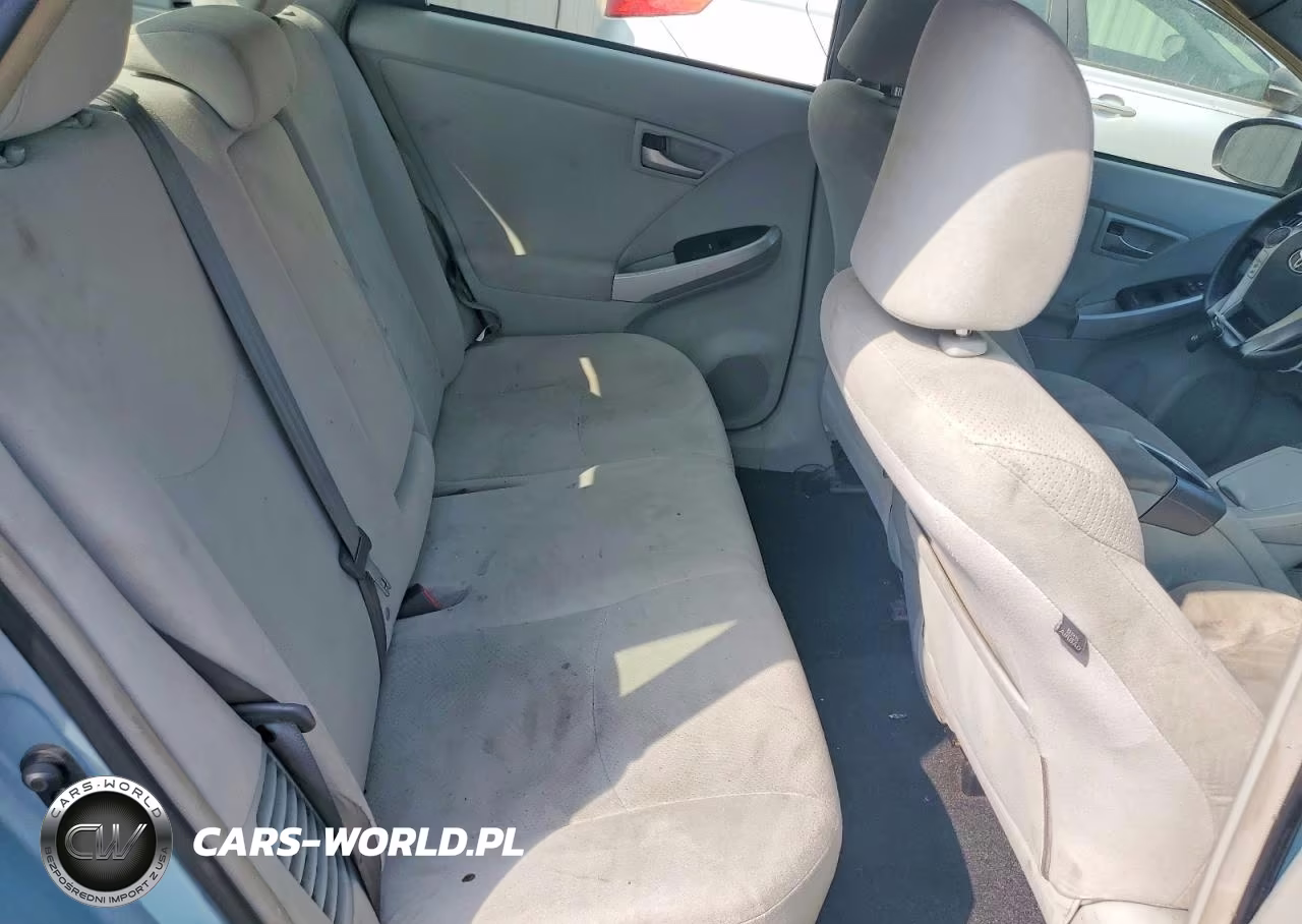 2012 Toyota Prius Two VIN:JTDKN3DU3C5406242 - 11
