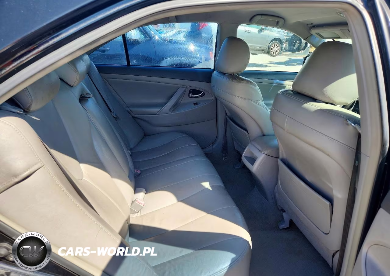 2010 Toyota Camry Le VIN:4T4BF3EK0AR053599 - 10